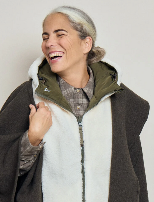 Capuche doudoune kaki et écru effet mouton