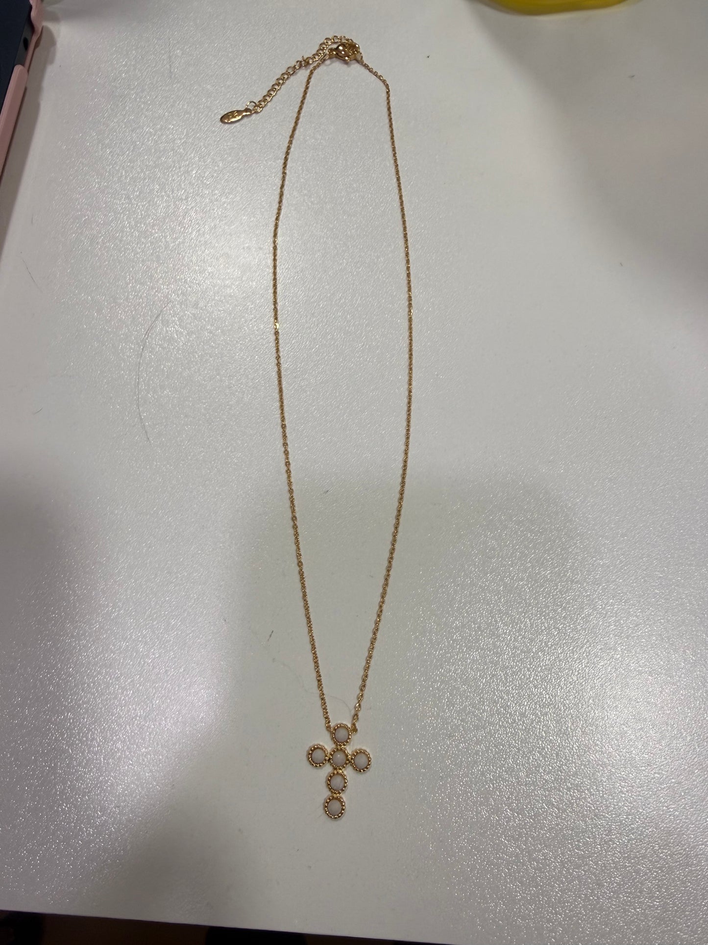 collier Claudie blanc