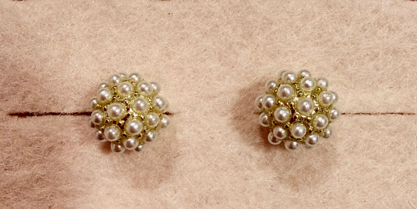 Puces oreilles petites perles