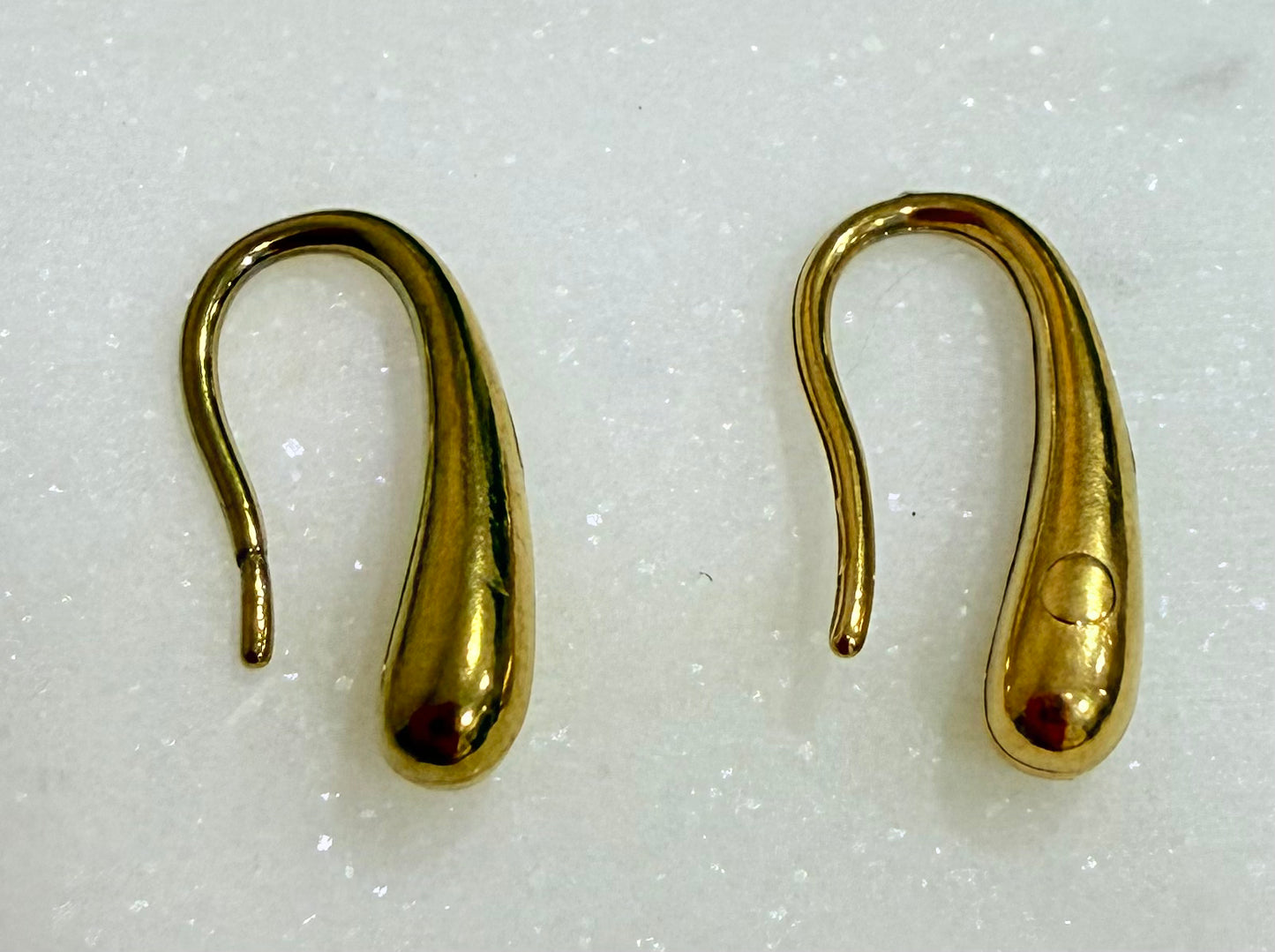 Boucles d'oreilles gouttes dorées