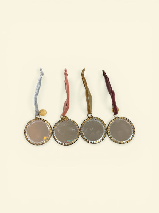 Petit Miroir romantique style ancien