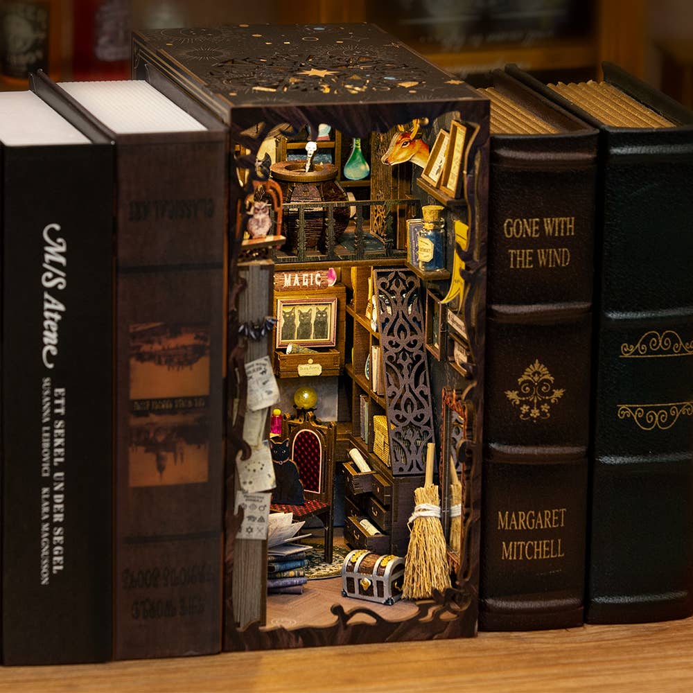 Book Nook : Magic pharmacistwith avec Protection Anti-poussière