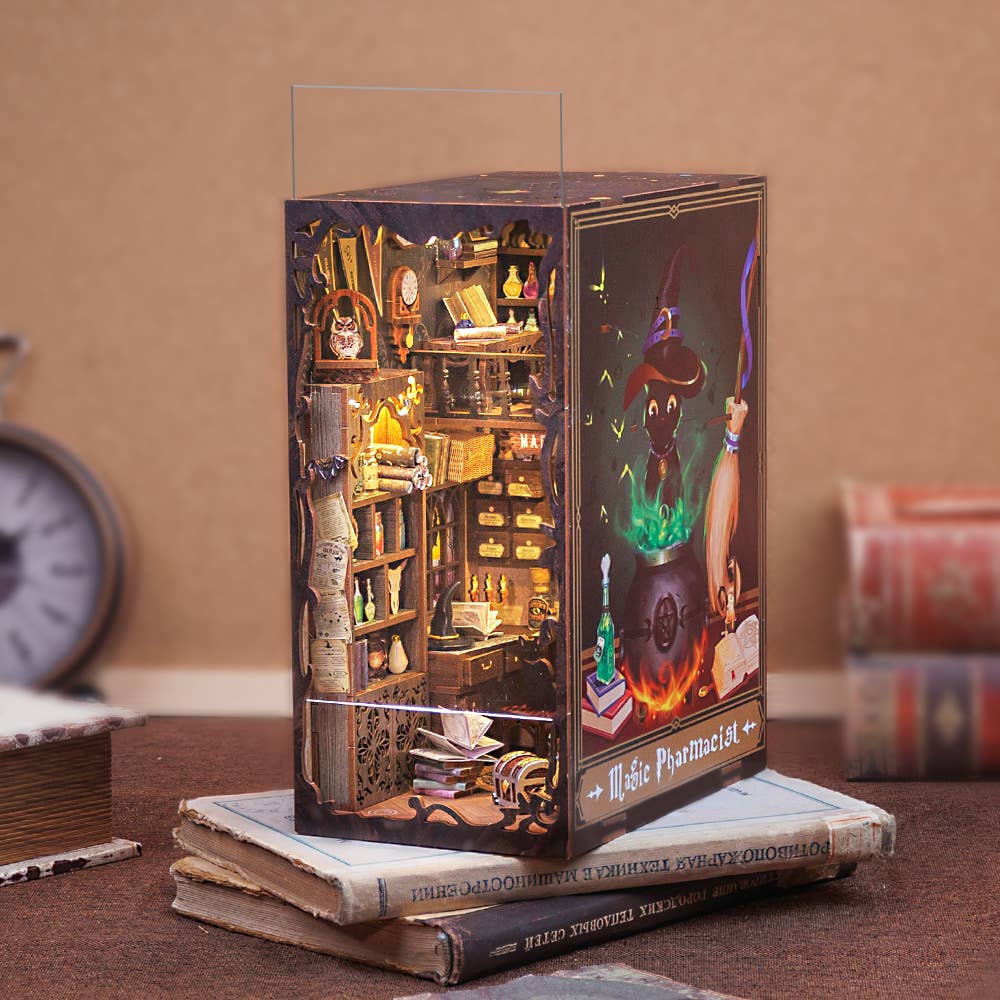 Book Nook : Magic pharmacistwith avec Protection Anti-poussière