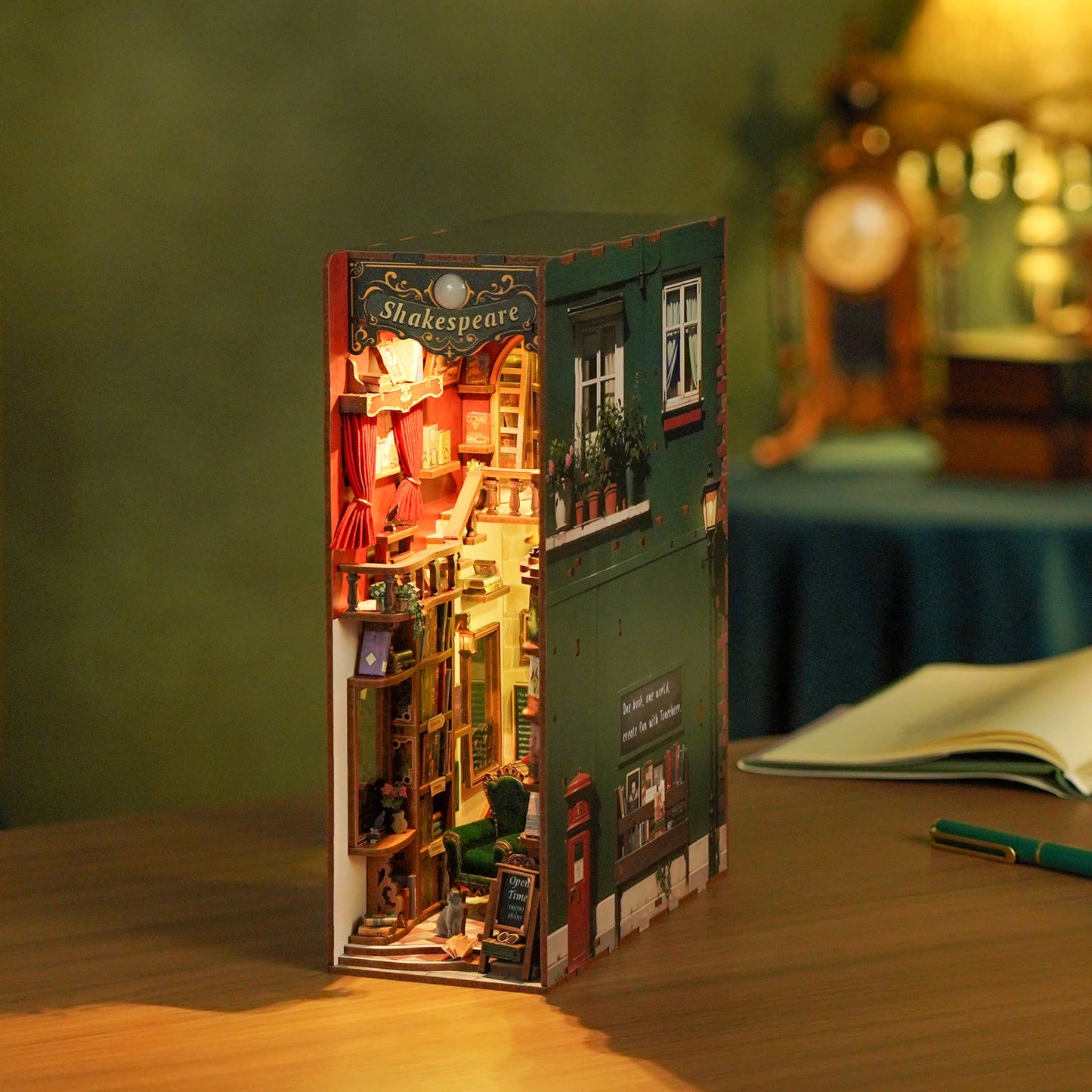 Book Nook : Left bank bookstore
