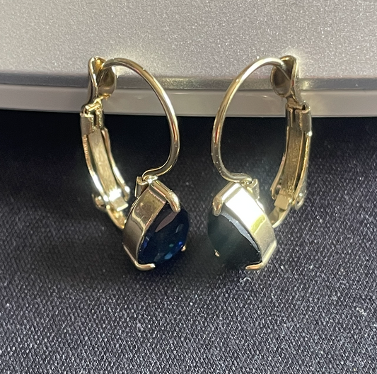 Boucle oreille dore pendante Hélène