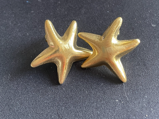 Boucle oreille dore mat étoile de mer