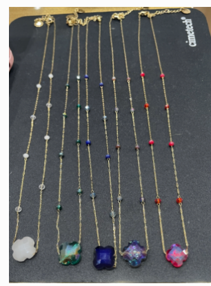 collier dore pierre fleur couleur