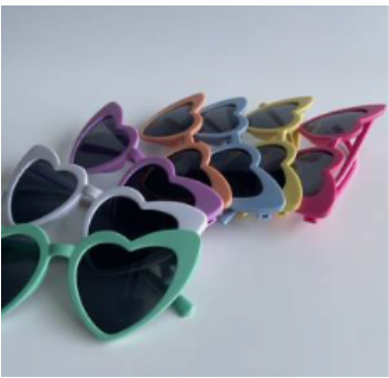 Lunettes de soleil coeur