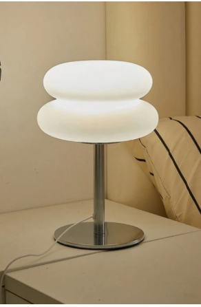 Lampe blanche plastique