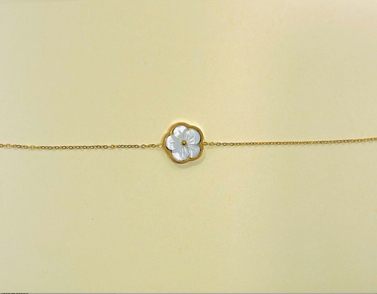 bracelet doré fleur nacre