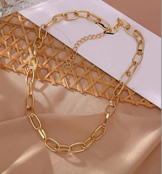 collier  très grosse maille doré
