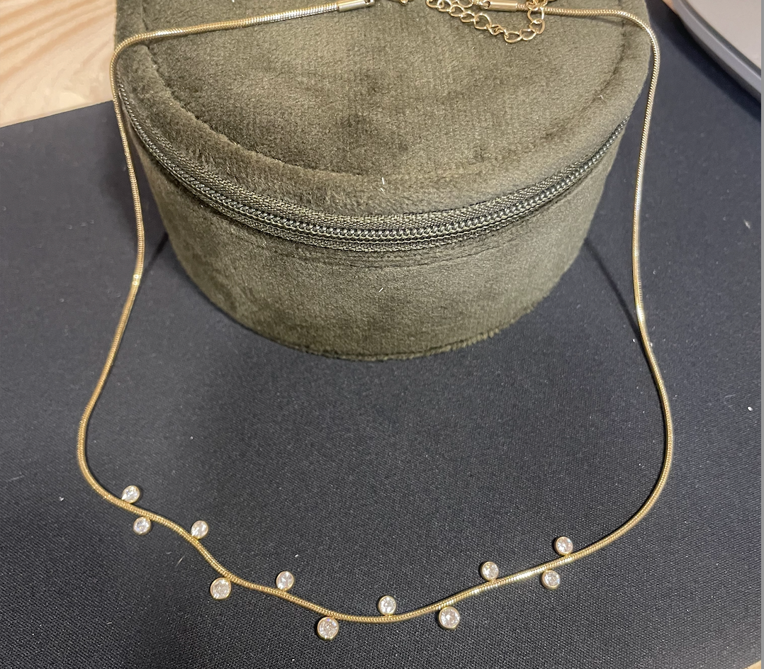 collier dore strass