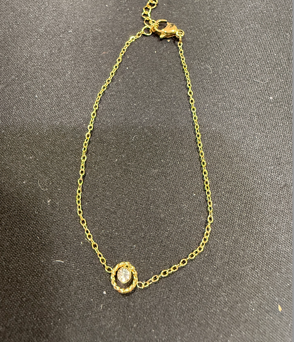 Bracelet dore strass dans anneau
