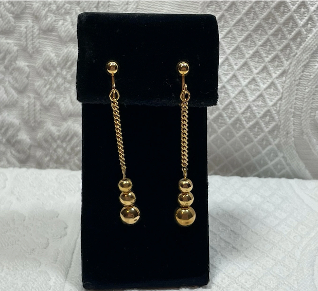 boucle oreille dore pendante boule