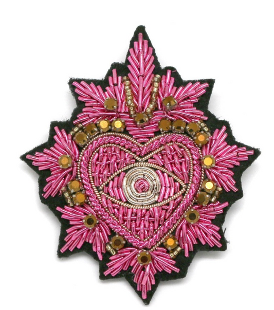 Broche brodée coeur fuchsia oeil blanc strass