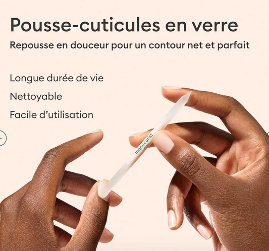 Pousse cuticules en verre