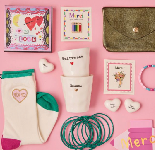 Pin's bouquet de fleurs Merci