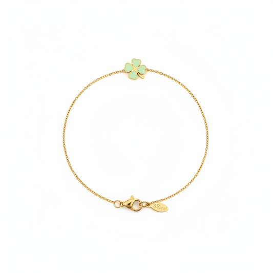 Bracelet trèfle vert pâle studio