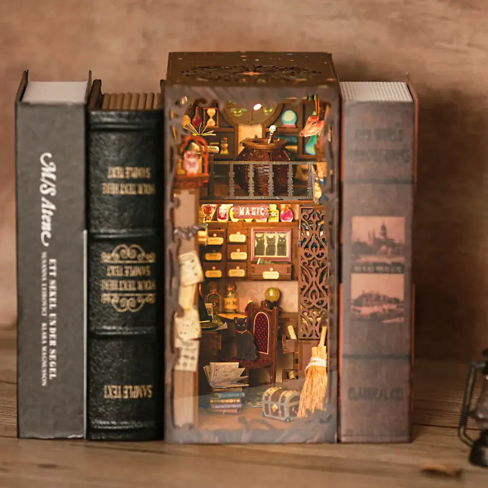 Book Nook : Magic pharmacistwith avec Protection Anti-poussière