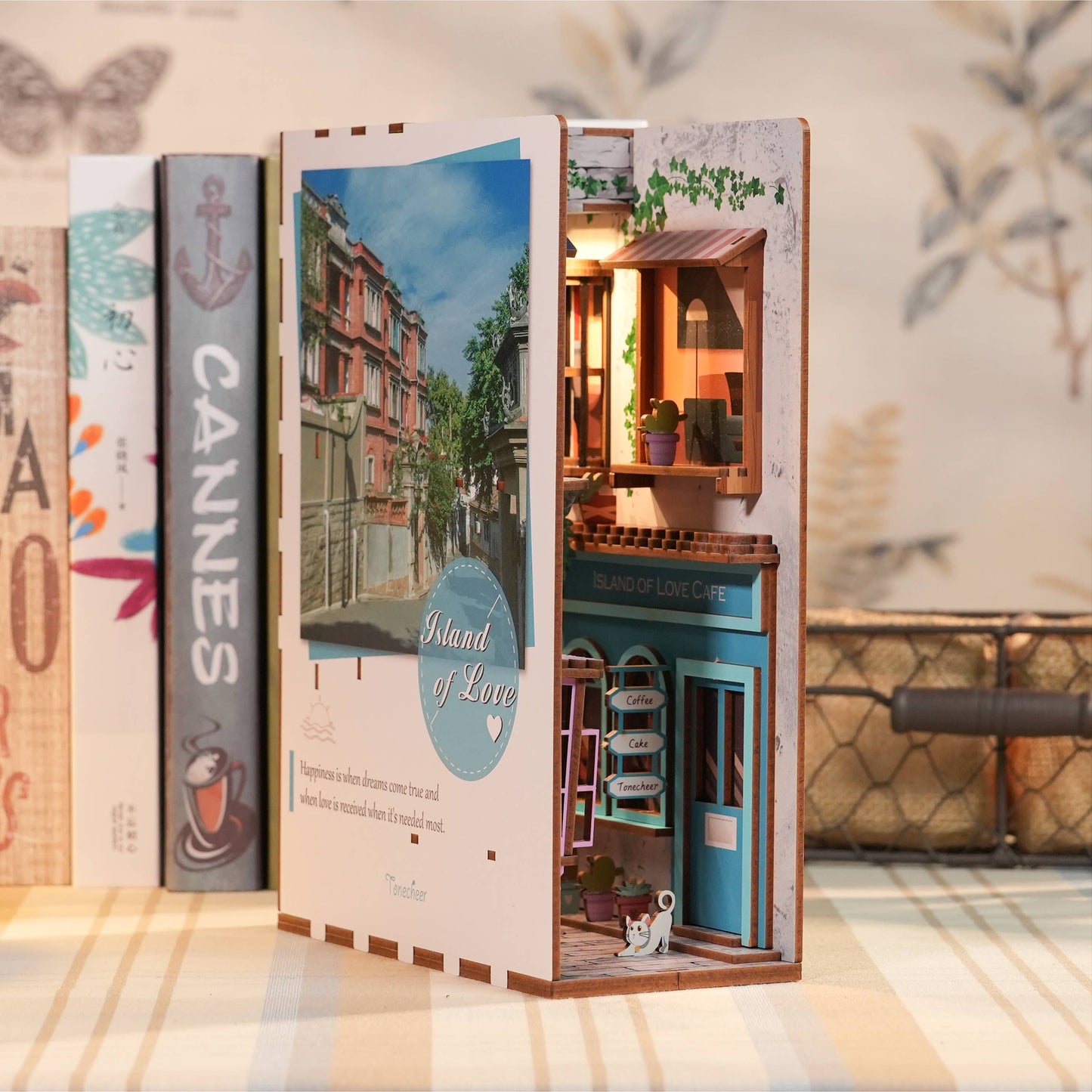Book Nook : Island of Love